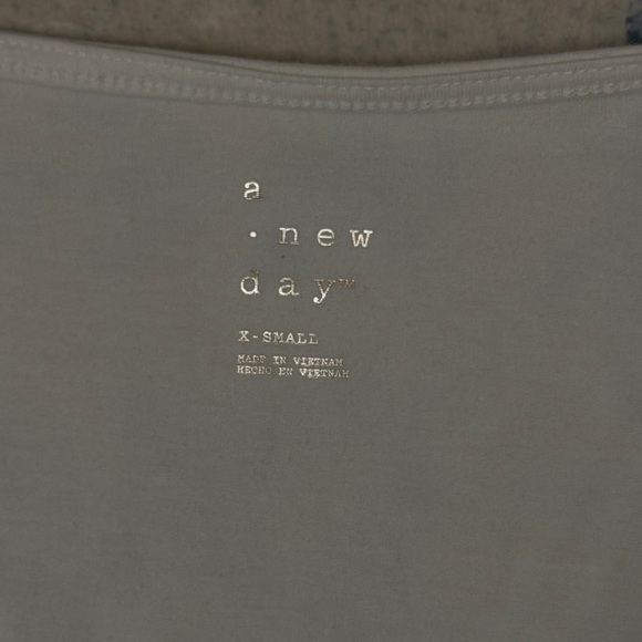 Target White Ruffle Sleeve Top - Picture 3 of 4